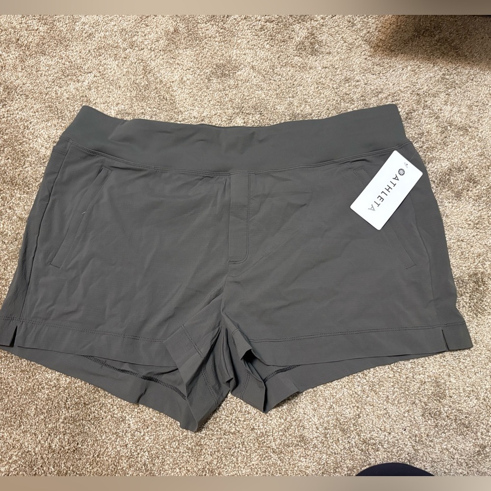 NWT Athleta Trekkie North Short